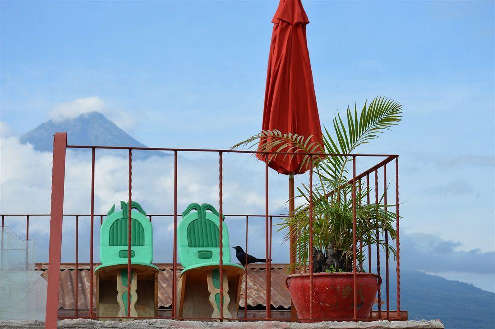 Hotel Y Galeria Uxlabil Antigua Exteriér fotografie