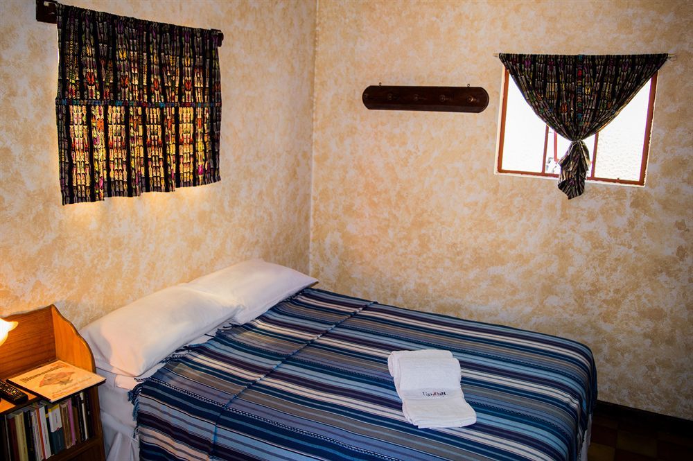 Hotel Y Galeria Uxlabil Antigua Exteriér fotografie